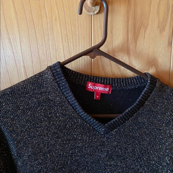 SUPREME sweater - Picture 2 of 3